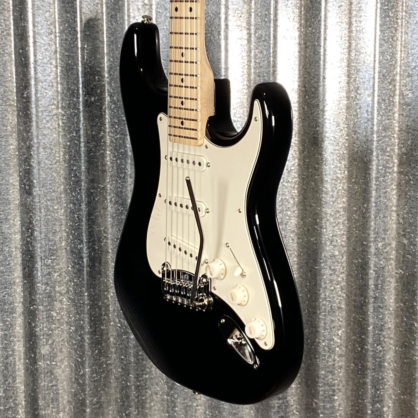 G&L USA Fullerton Deluxe Legacy Jet Black Guitar & Bag Used