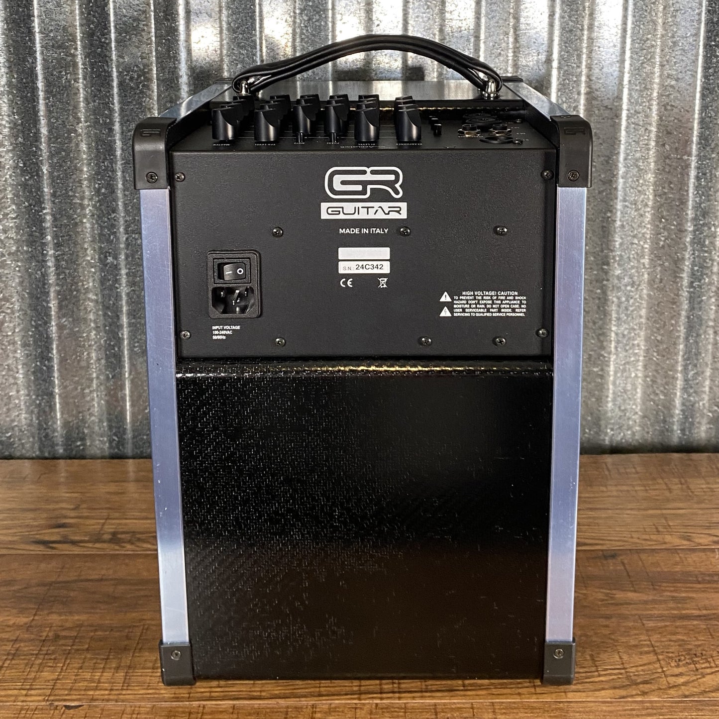 GR Guitar BF Acoustic 6 120 Watt 1x8 3 Channel with Effects Guitar Amplifier Combo Black Fiber Demo