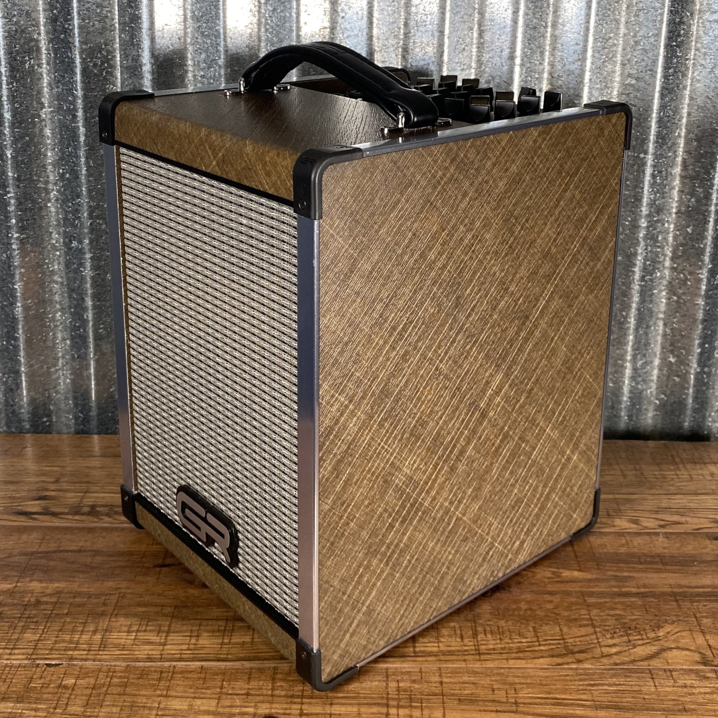 GR Guitar NF Acoustic 6 120 Watt 1x6 3 Channel with Effects Guitar Amplifier Combo Natural Fiber Demo