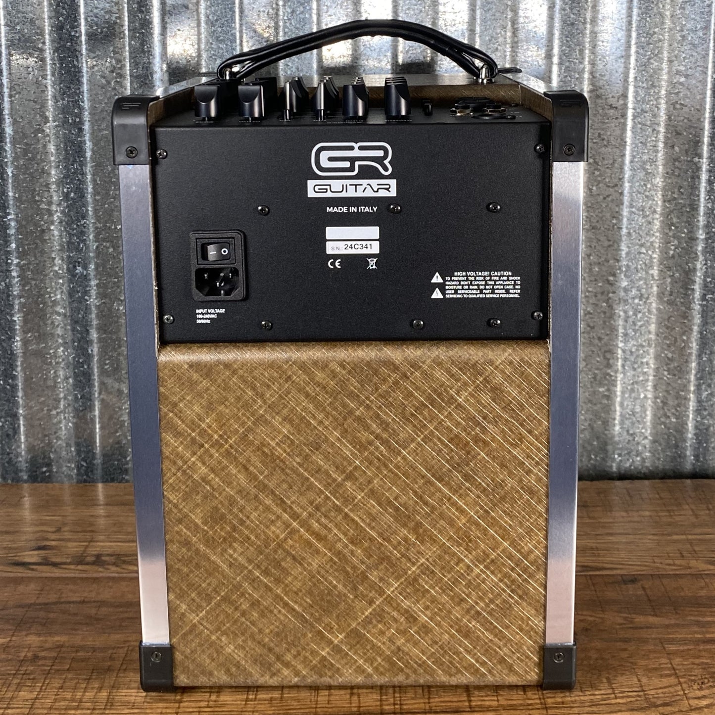 GR Guitar NF Acoustic 6 120 Watt 1x6 3 Channel with Effects Guitar Amplifier Combo Natural Fiber Demo
