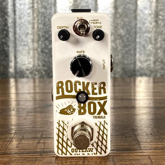 Outlaw Effects Rocker Box Tremolo Guitar Effect Pedal Demo