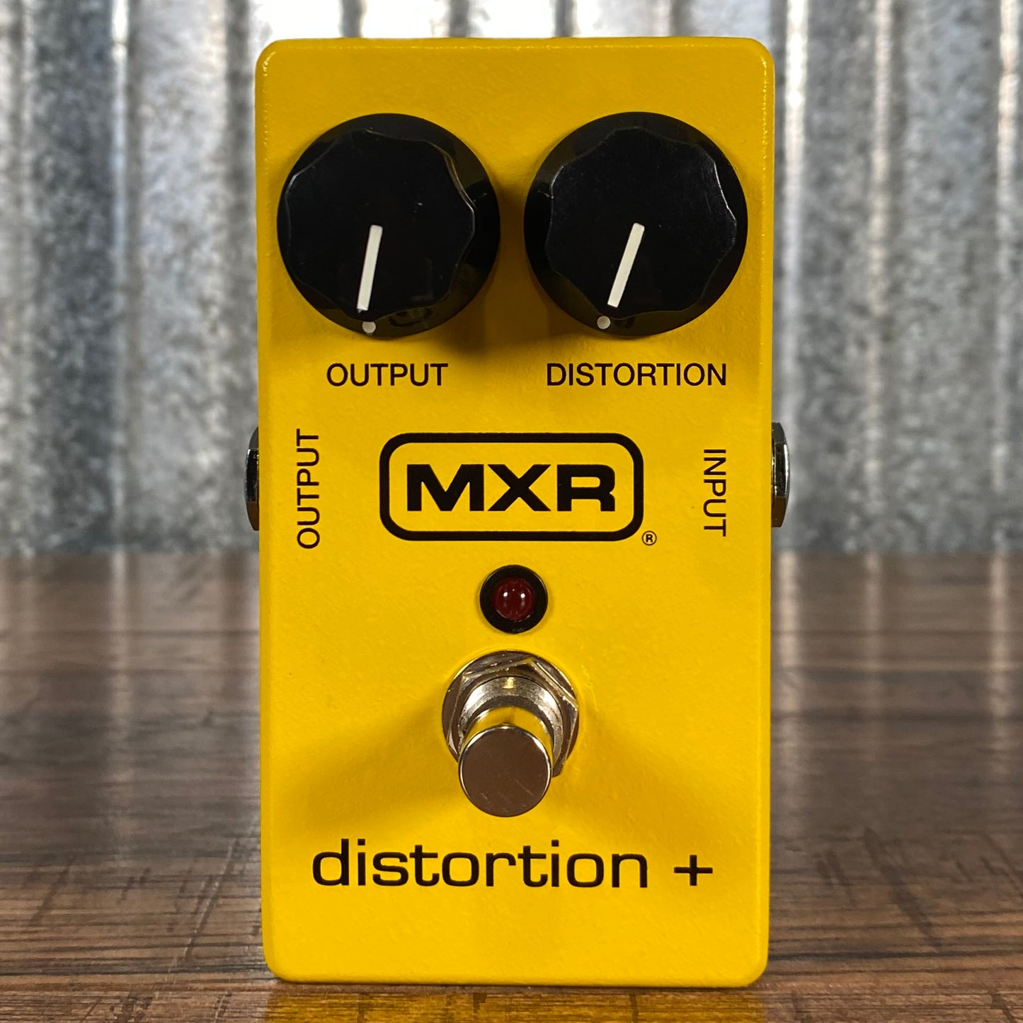 Dunlop MXR M104 Distortion + Guitar Effect Pedal B Stock