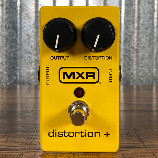 Dunlop MXR M104 Distortion + Guitar Effect Pedal B Stock