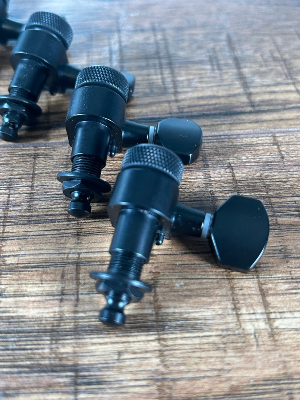 ESP LTD Logo Locking Tuning Machine Set of 6 Inline Two Pin Mount Black Satin Used