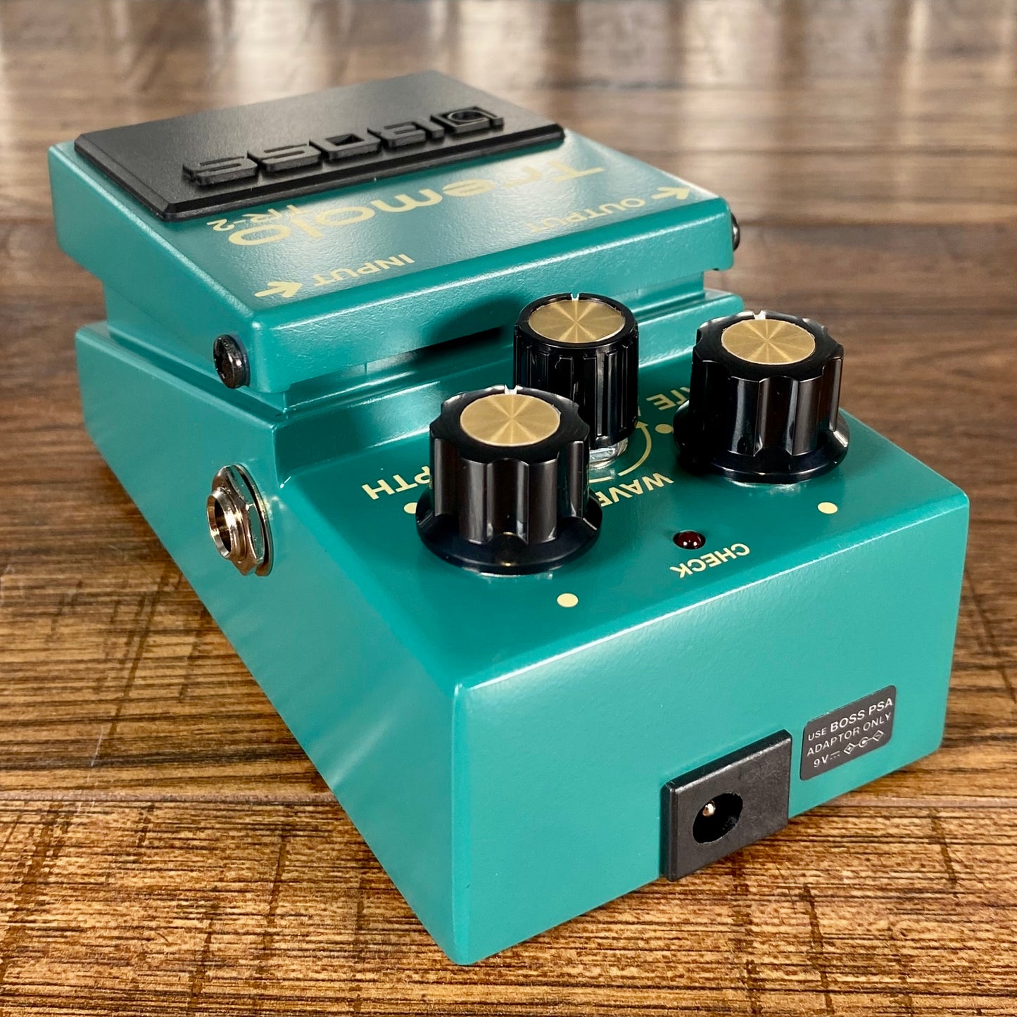 Boss TR-2 Tremolo Guitar Effect Pedal