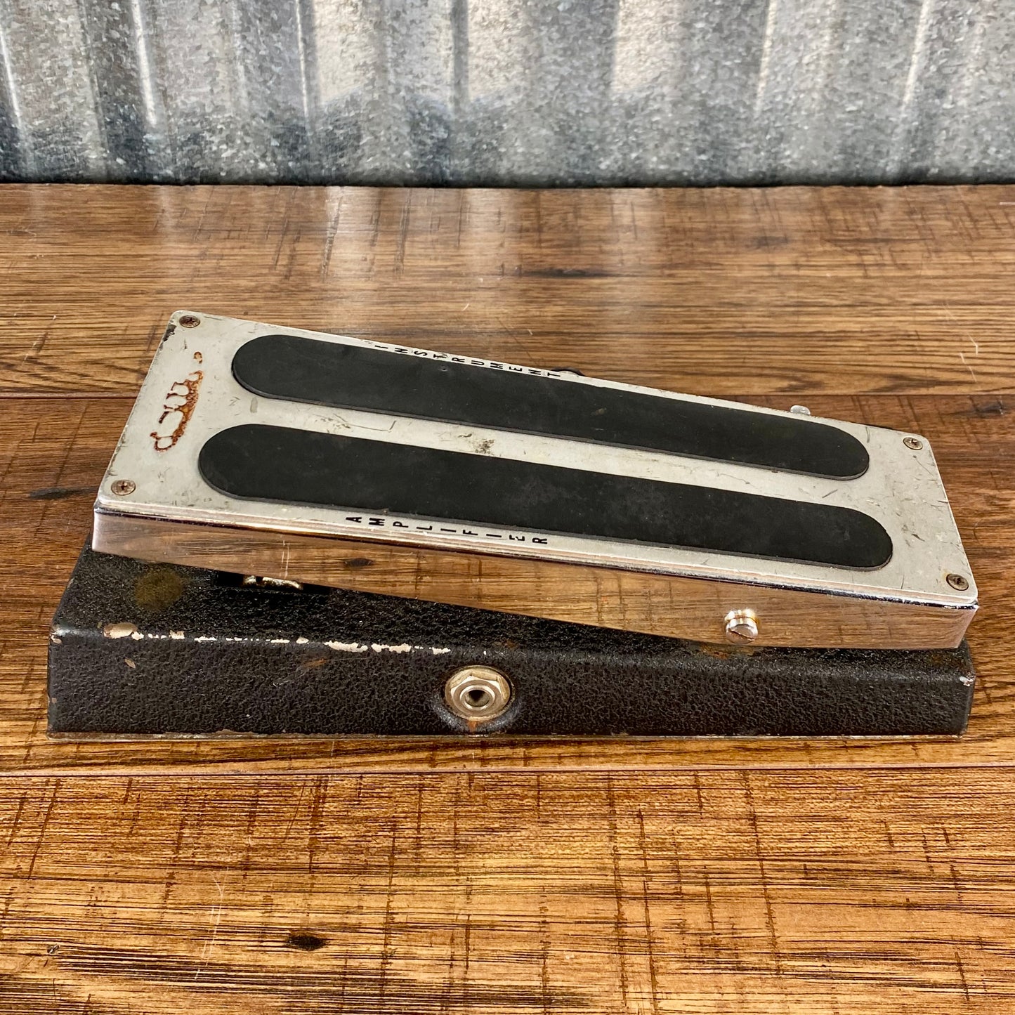 Cromwell HA-9P Volume Wah Surf Tornado Siren Guitar Effect Pedal Vintage 1960's Used