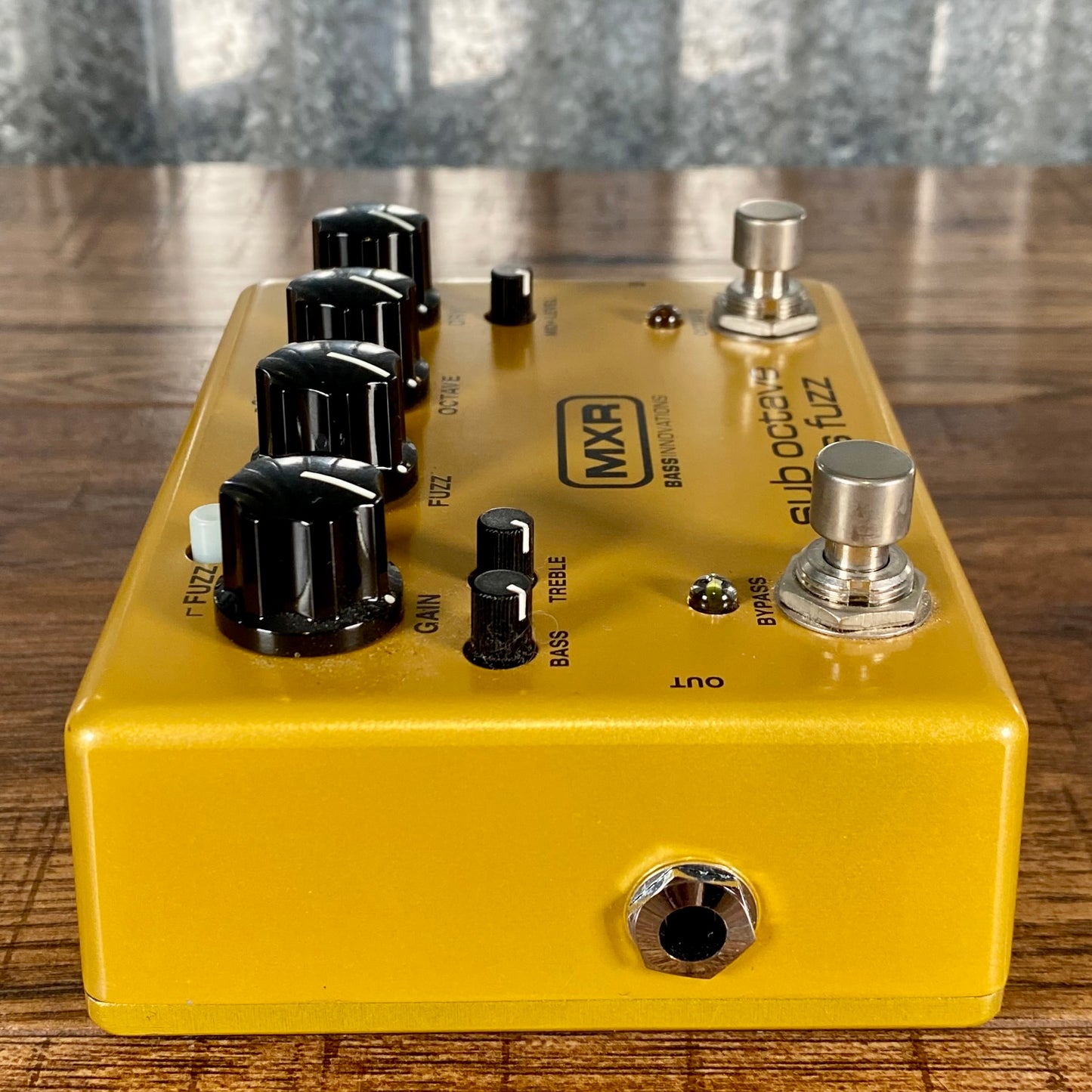 Dunlop MXR M287 Sub Octave Bass Fuzz Effect Pedal Demo
