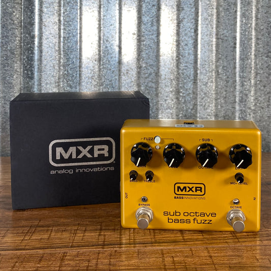 Dunlop MXR M287 Sub Octave Bass Fuzz Effect Pedal Demo