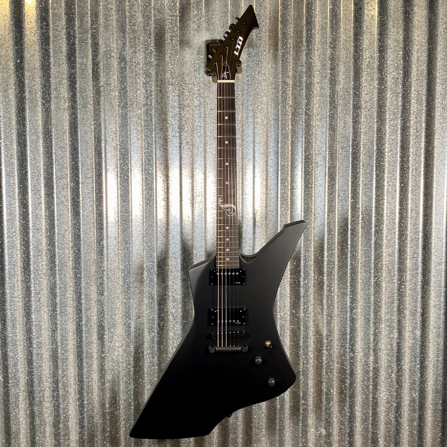 ESP LTD James Hetfield Snakebyte Black Satin EMG Guitar & Case LSNAKEBYTEBLKS #1442 Used