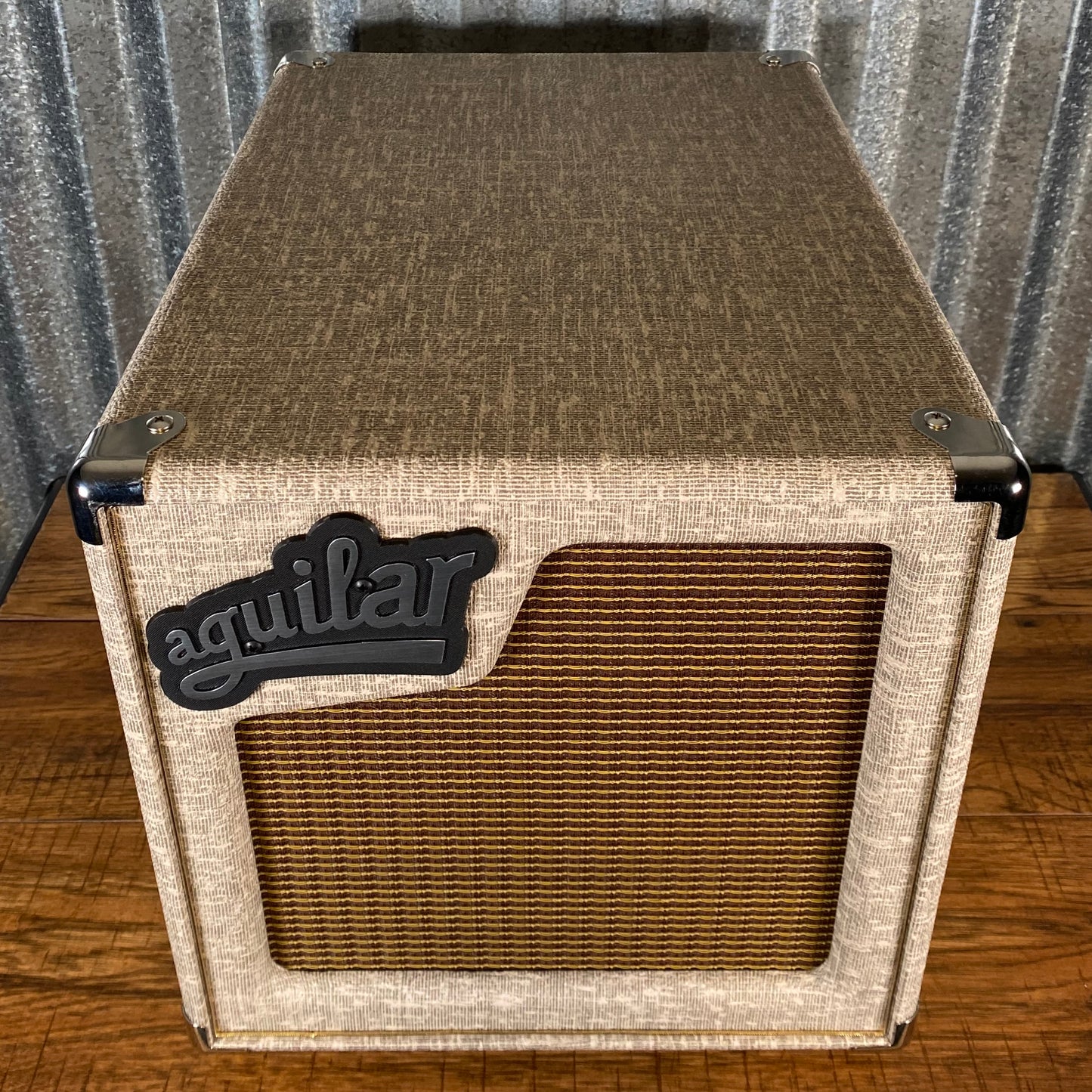 Aguilar SL1108F Super Lightweight 1x10" Bass Speaker Cabinet 8 Ohm Fawn B Stock