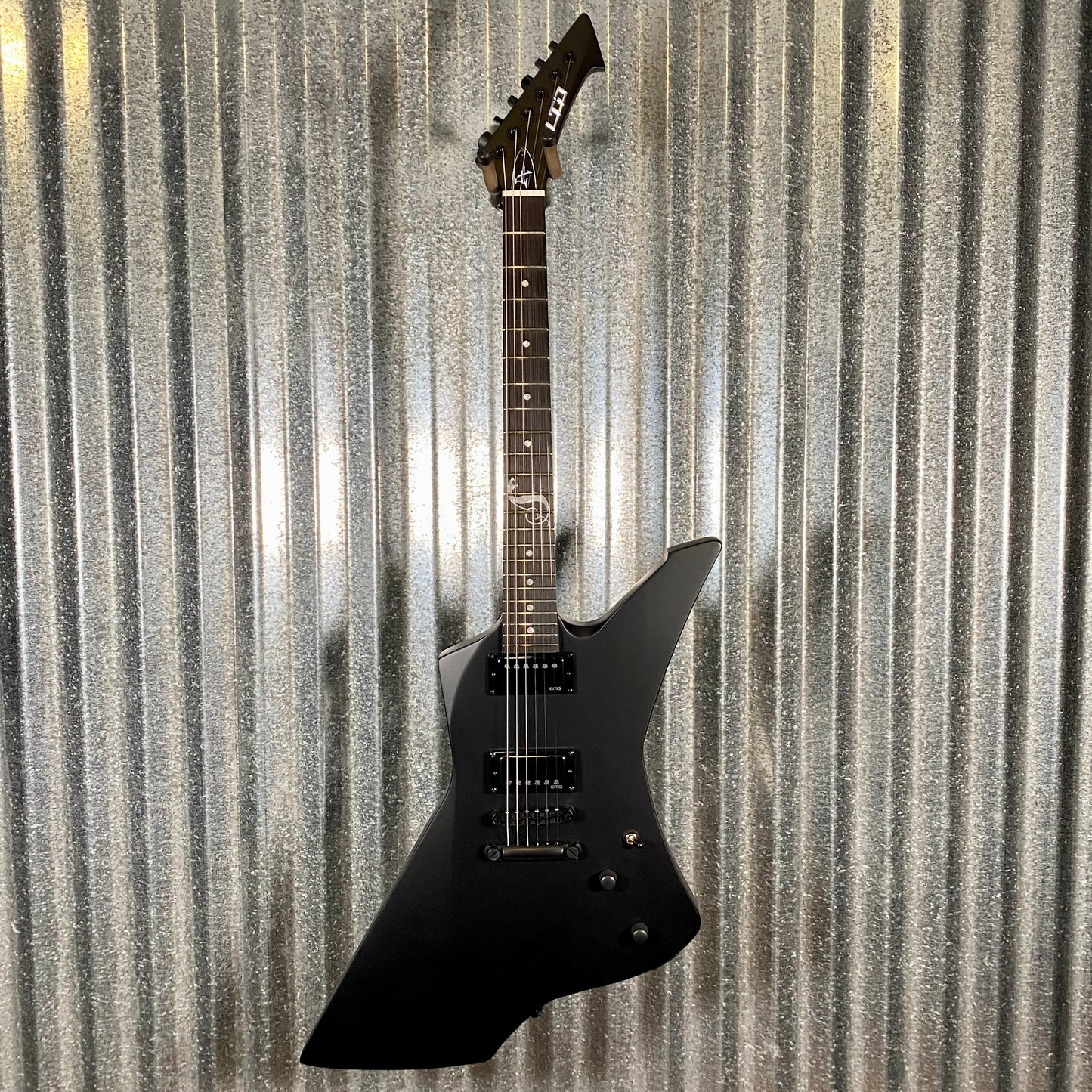 ESP LTD James Hetfield Snakebyte Black Satin EMG Guitar & Case LSNAKEBYTEBLKS #1464 Used