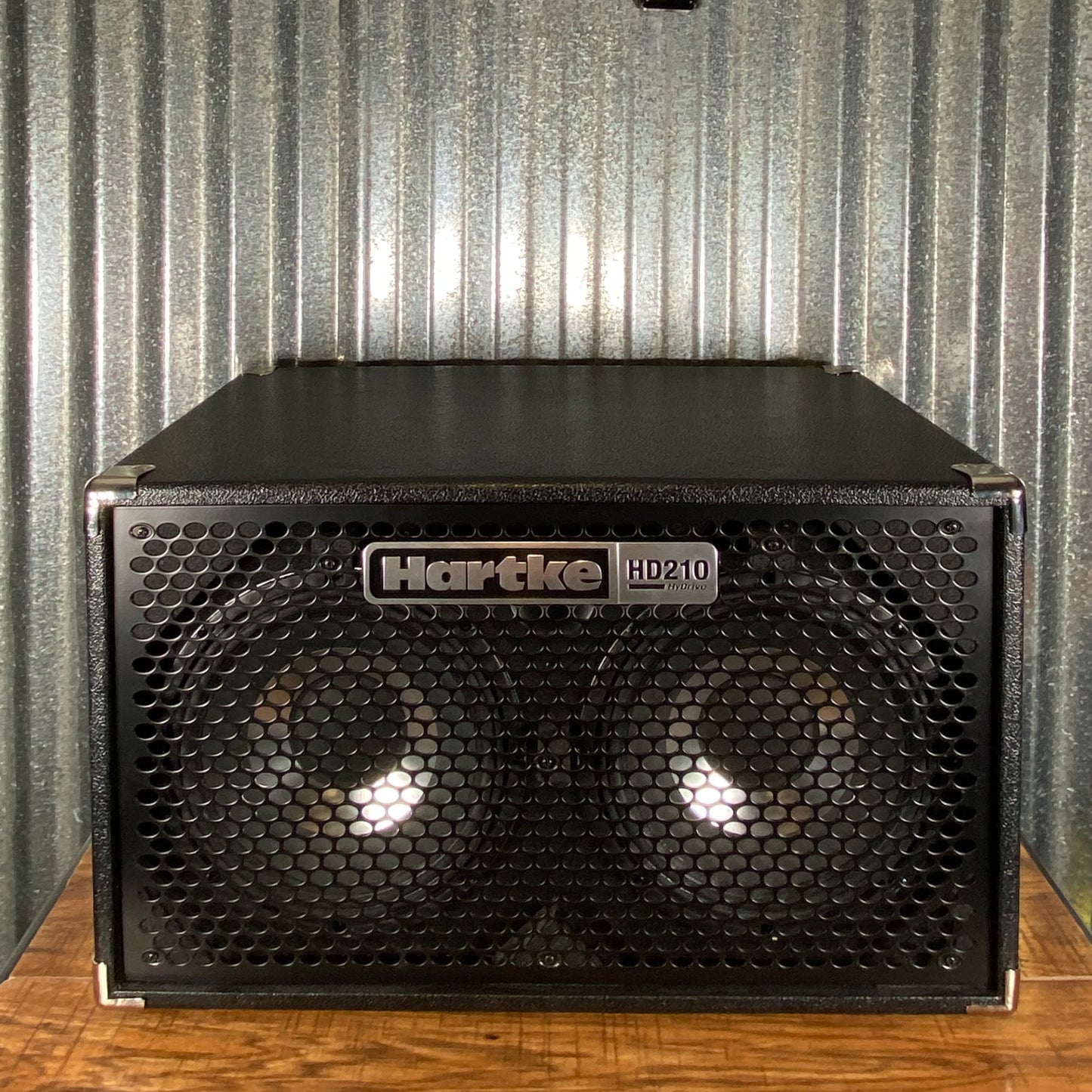 Hartke HD210 2x10" 500 Watt Bass Amp Speaker Cabinet Used
