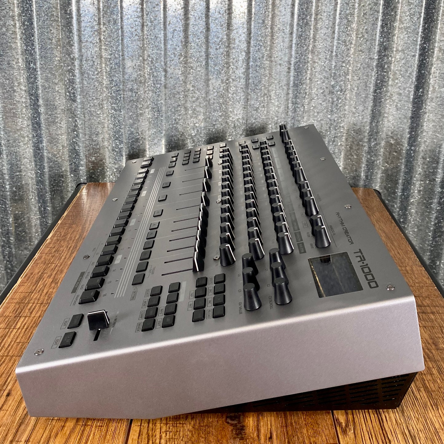 Roland TR-1000 Rhythm Creator Drum Machine