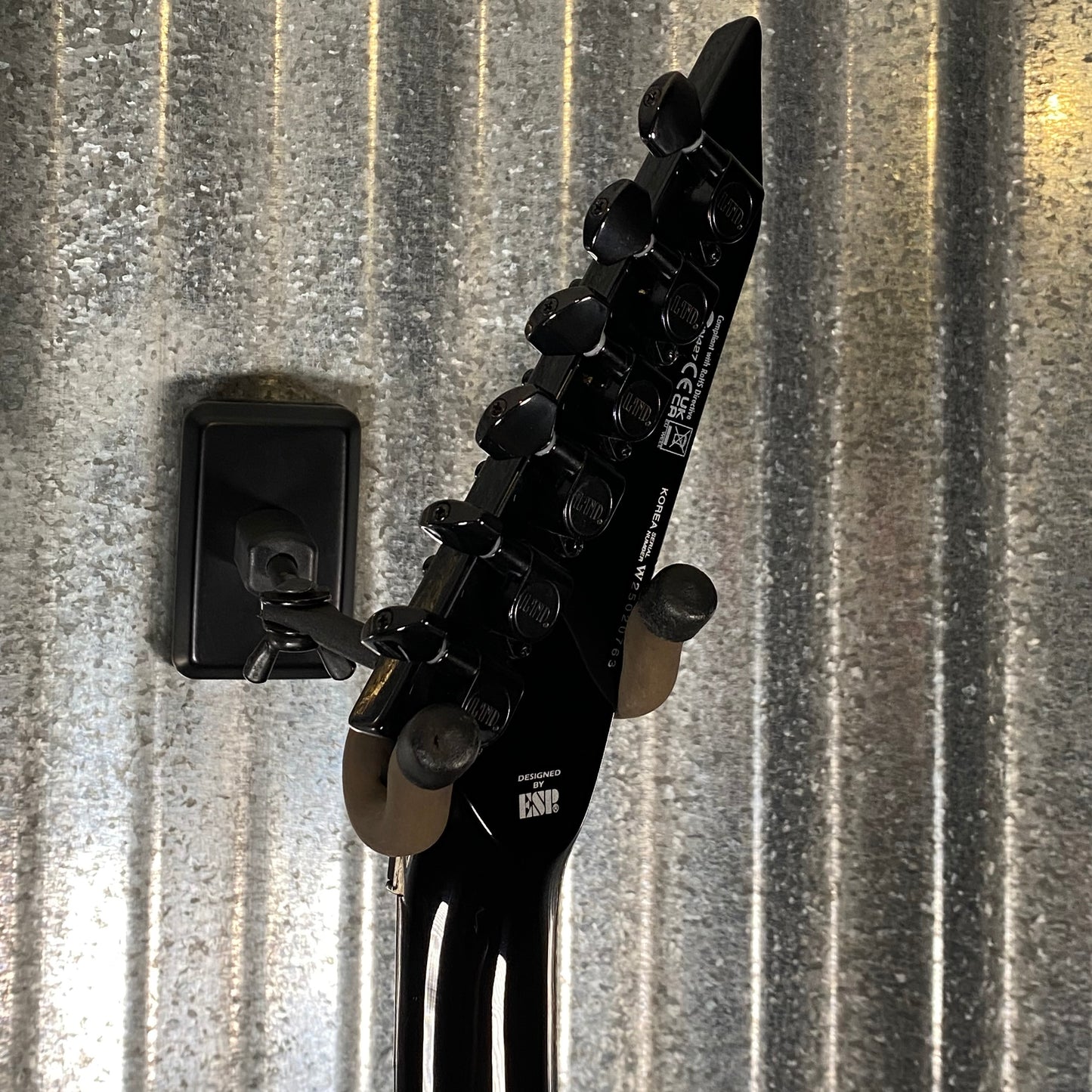 ESP LTD KH-602 Kirk Hammett EMG Black Guitar & Case LKH602 #0763 Used