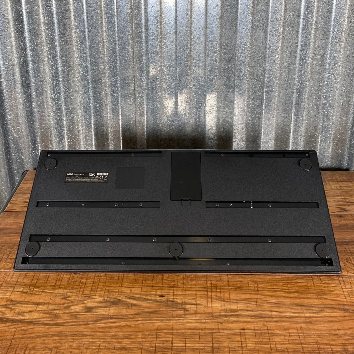 Korg MicroKORG XL + PLUS Synthesizer Vocoder Expanded PCM