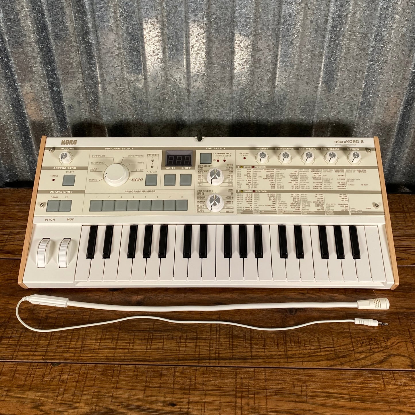 Korg MicroKORG S Synthesizer Vocoder with Speaker
