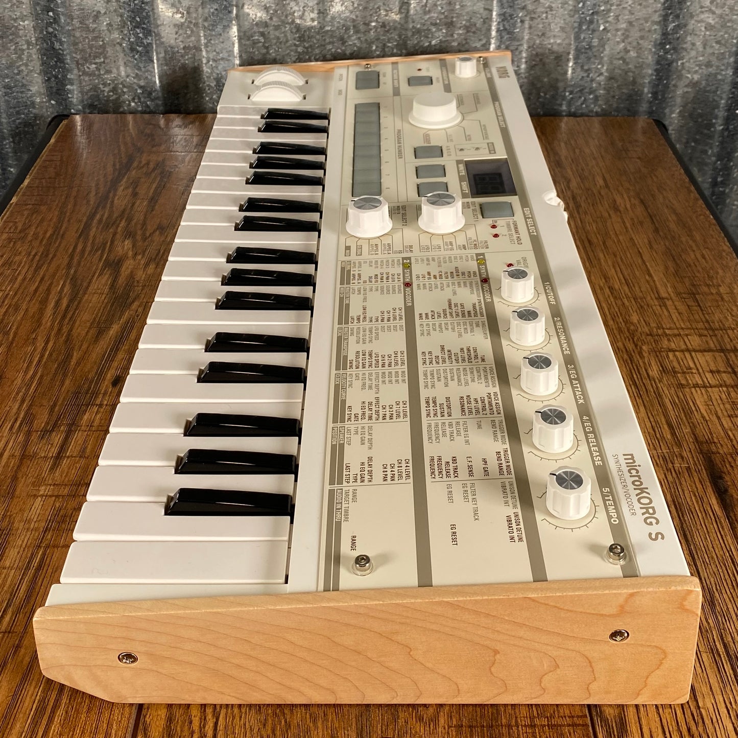 Korg MicroKORG S Synthesizer Vocoder with Speaker