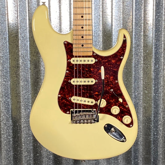 Tagima T635 Olympic White Guitar & Bag #3873 Used