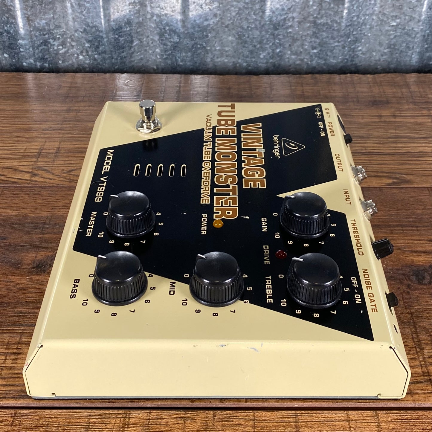 Behringer Vintage Tube Monster Vaccum Tube Overdrive Guitar Effect Pedal Used