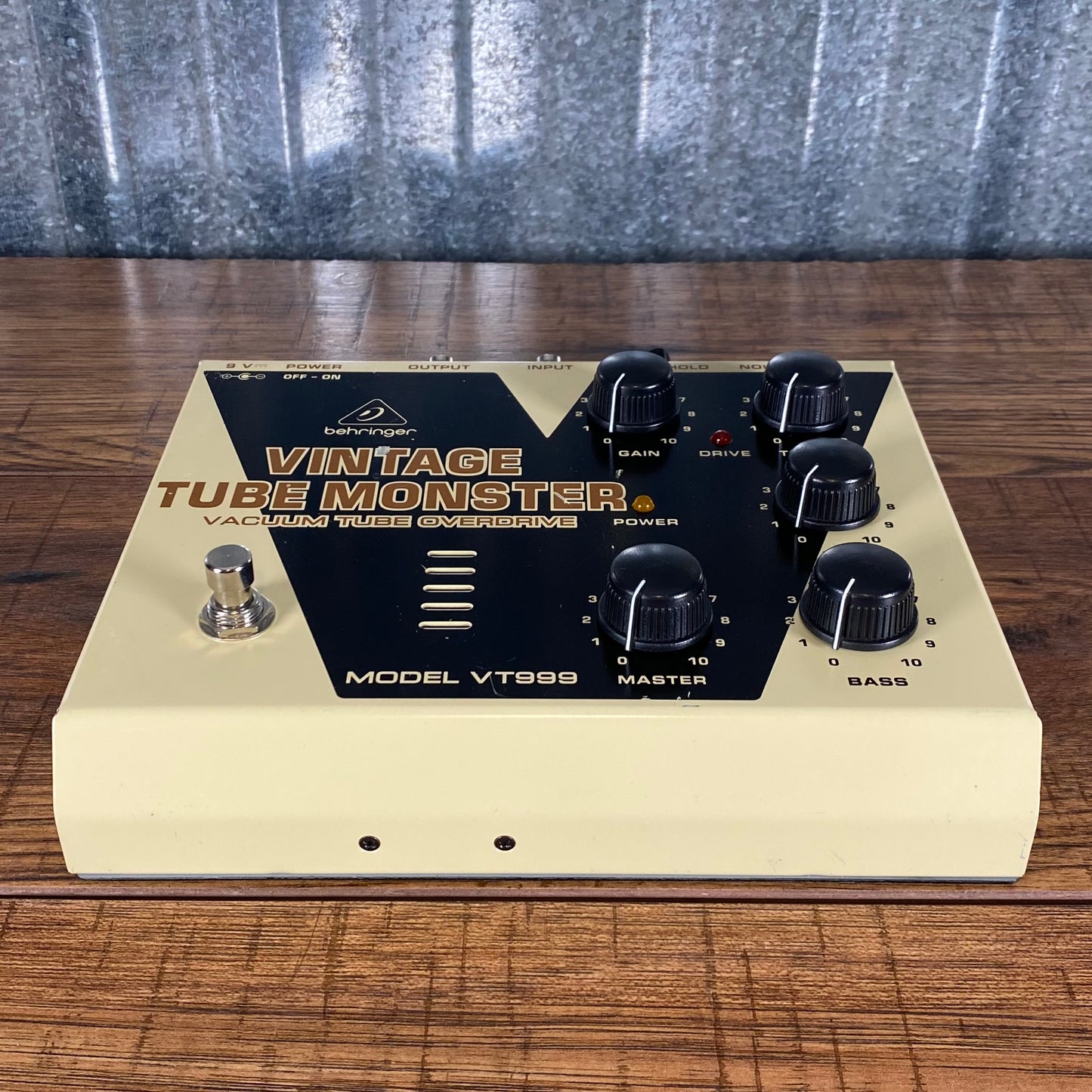 Behringer Vintage Tube Monster Vaccum Tube Overdrive Guitar Effect Pedal Used