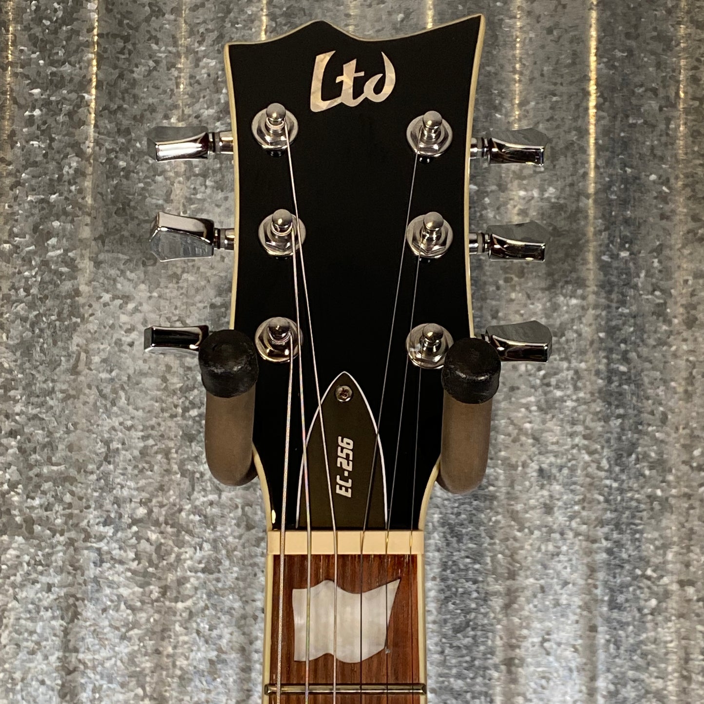 ESP LTD EC-256 Vintage Natural Guitar LEC256VN #1083 Used