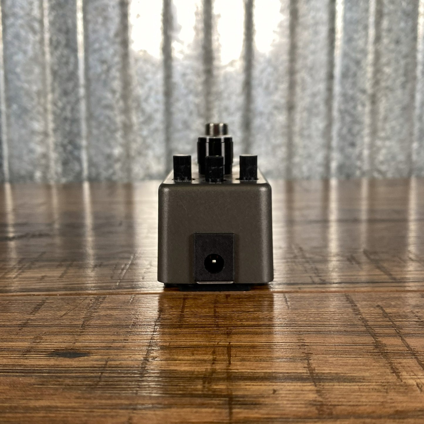 Outlaw Effects Boilermaker Boost 20db Guitar Effect Pedal Demo