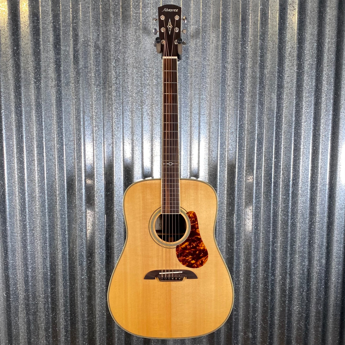 Alvarez MD70BG Masterworks Dreadnought Acoustic Guitar Natural & Bag #5683 Used