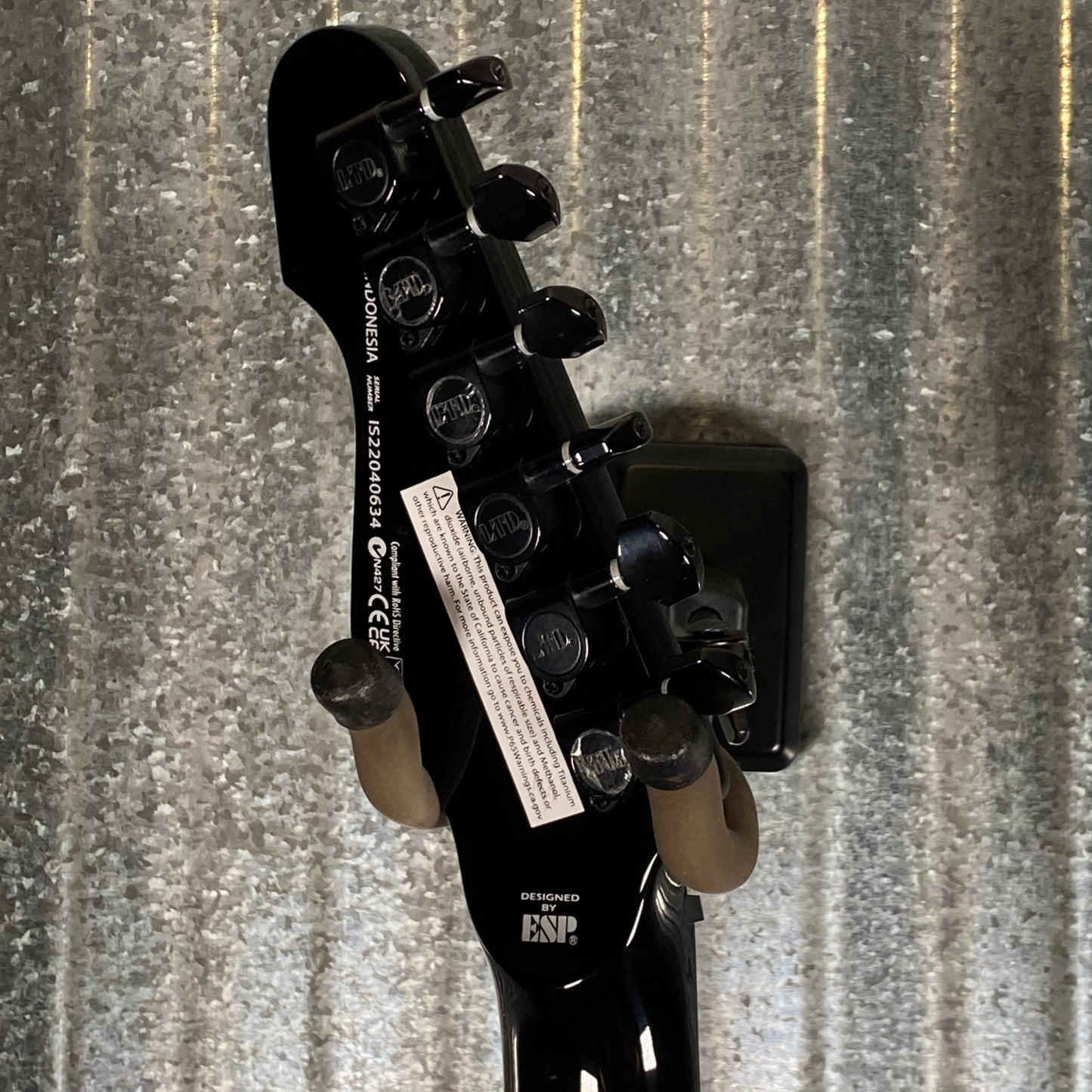 ESP LTD TE-200 Gloss Black Guitar LTE200BLK #0634 Used