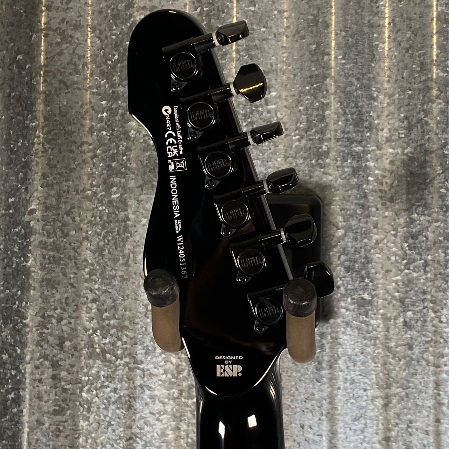 ESP LTD TE-200 Gloss Black Guitar LTE200BLK #1367 Used