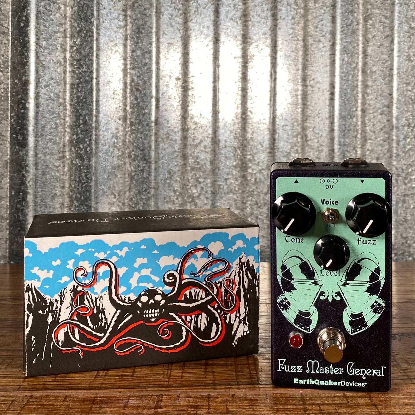 Earthquaker Devices EQD Fuzz Master General Legacy Reissue
Octave Fuzz Blaster Guitar Effect Pedal