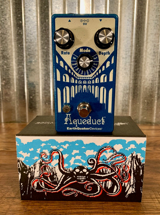 Earthquaker Devices EQD Aqueduct Vibrato Guitar Effect Pedal