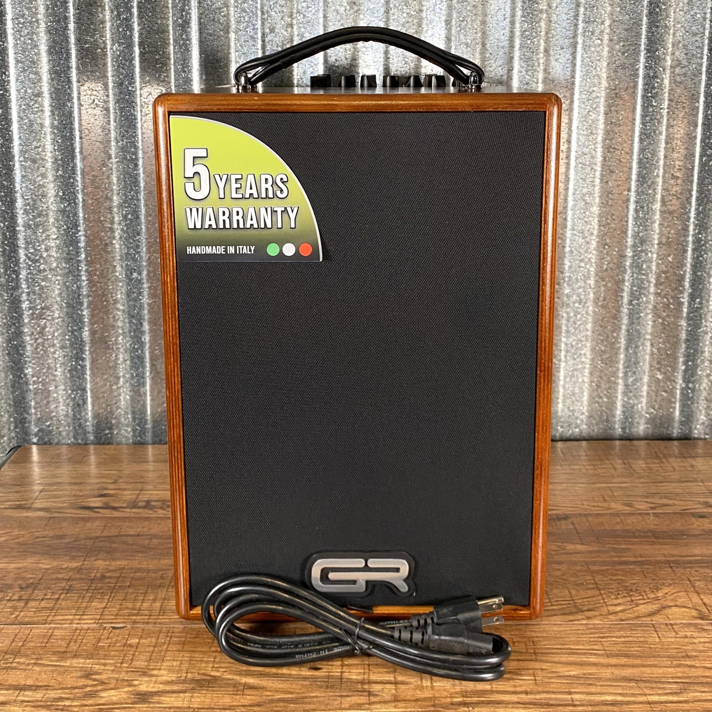 GR Guitar WD Acoustic 8 140 Watt 4 Channel 8" with Effects Acoustic Wood Amplifier Combo