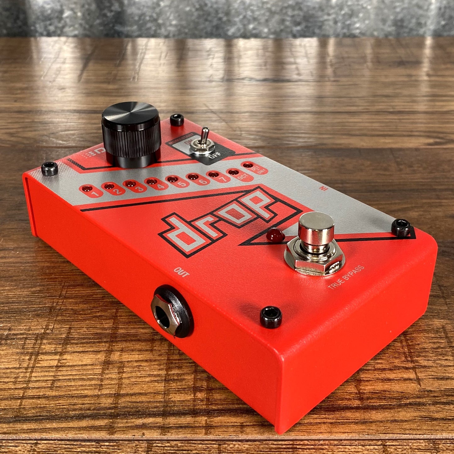 DigiTech DROP Compact Polyphonic Drop Tune Pitch-Shifter Guitar Effect Pedal