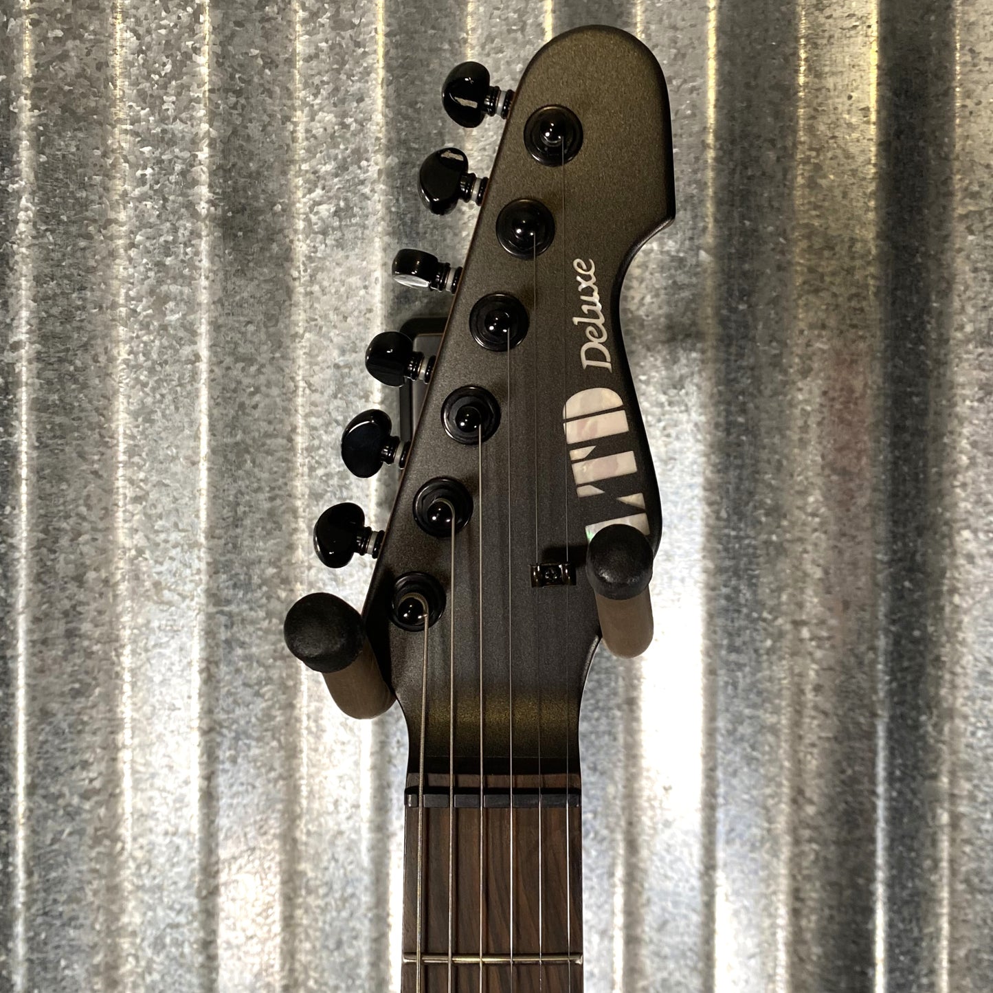ESP LTD SN-1000 Evertune Charcoal Metallic Satin Guitar LSN1000ETCHMS #0639 Used
