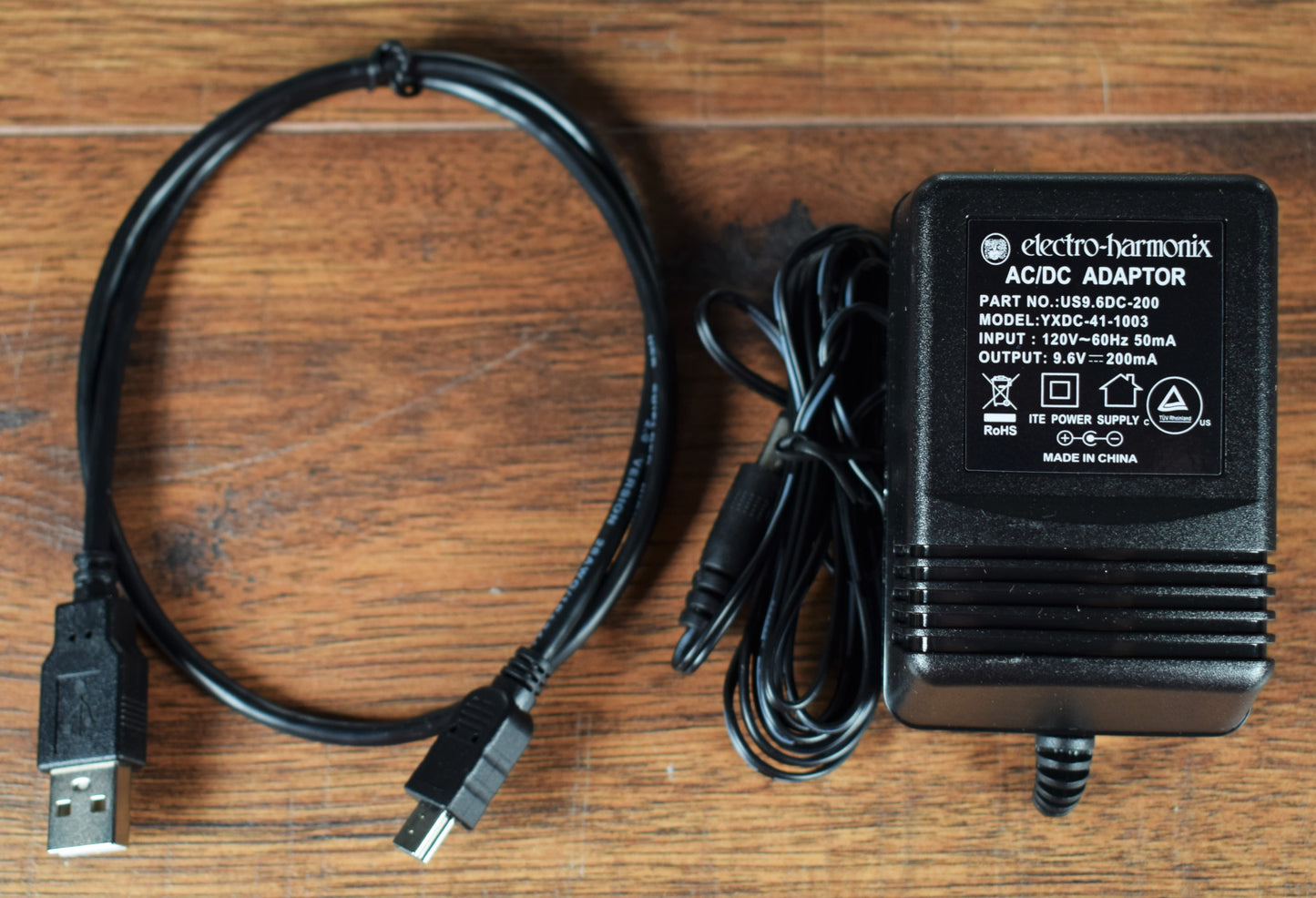 Electro-Harmonix EHX 1440 Stereo Looper Guitar Bass Effect Pedal