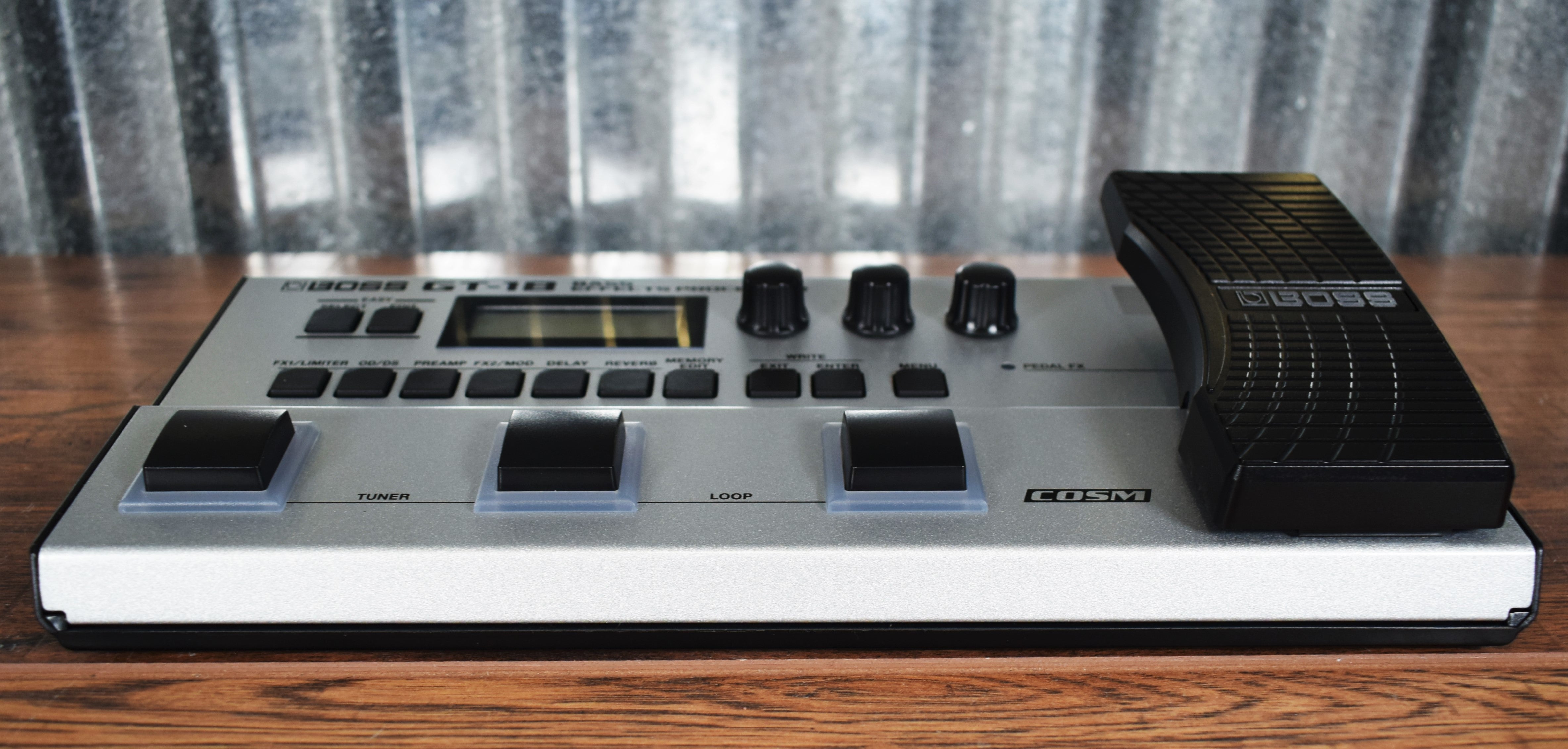 Boss GT-1B Multi Effect Bass Processor Effect Pedal – Specialty