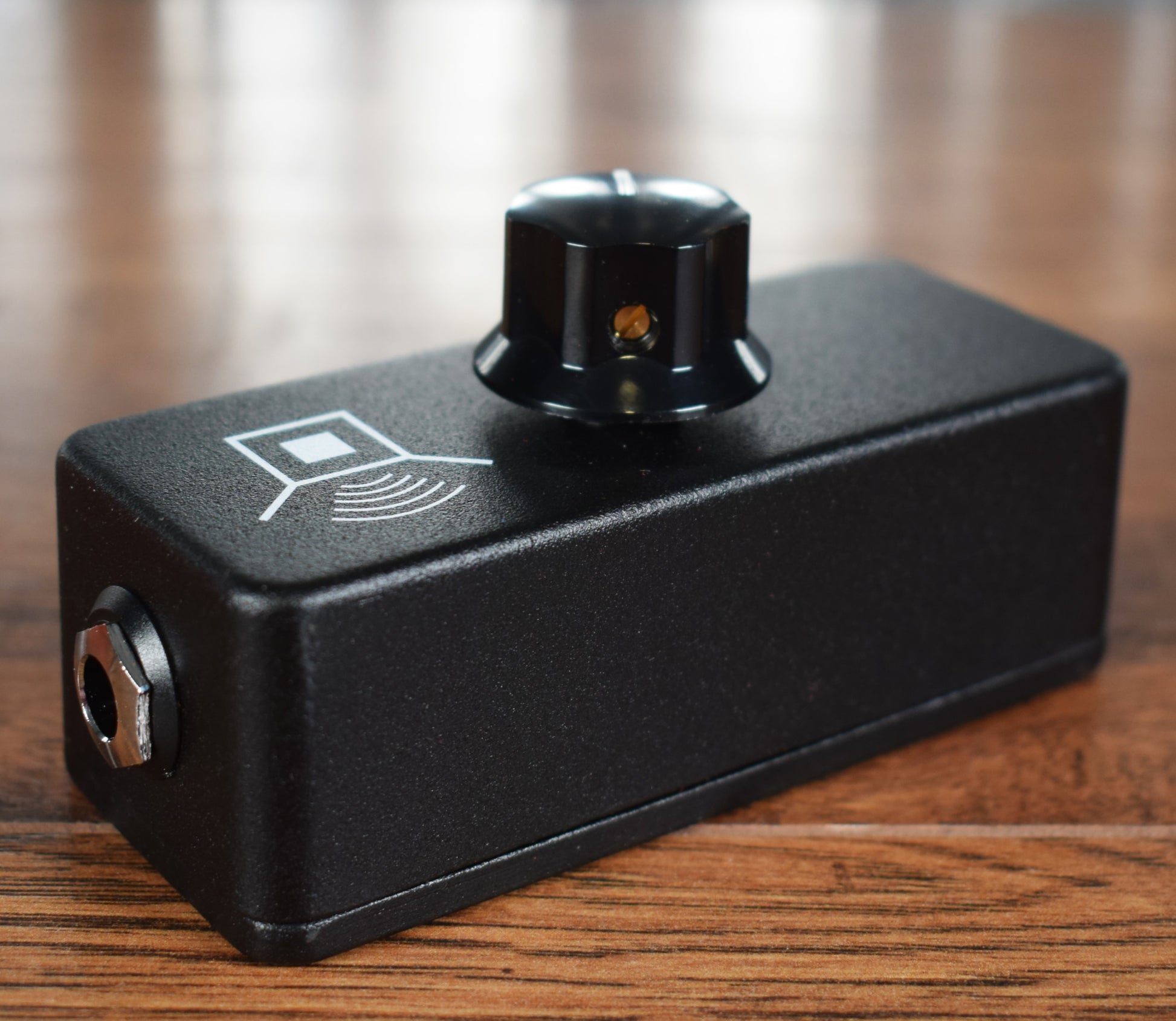 jhs pedals little black amp box manual JHS Pedals Little Black Amp Box Guitar Effect Pedal