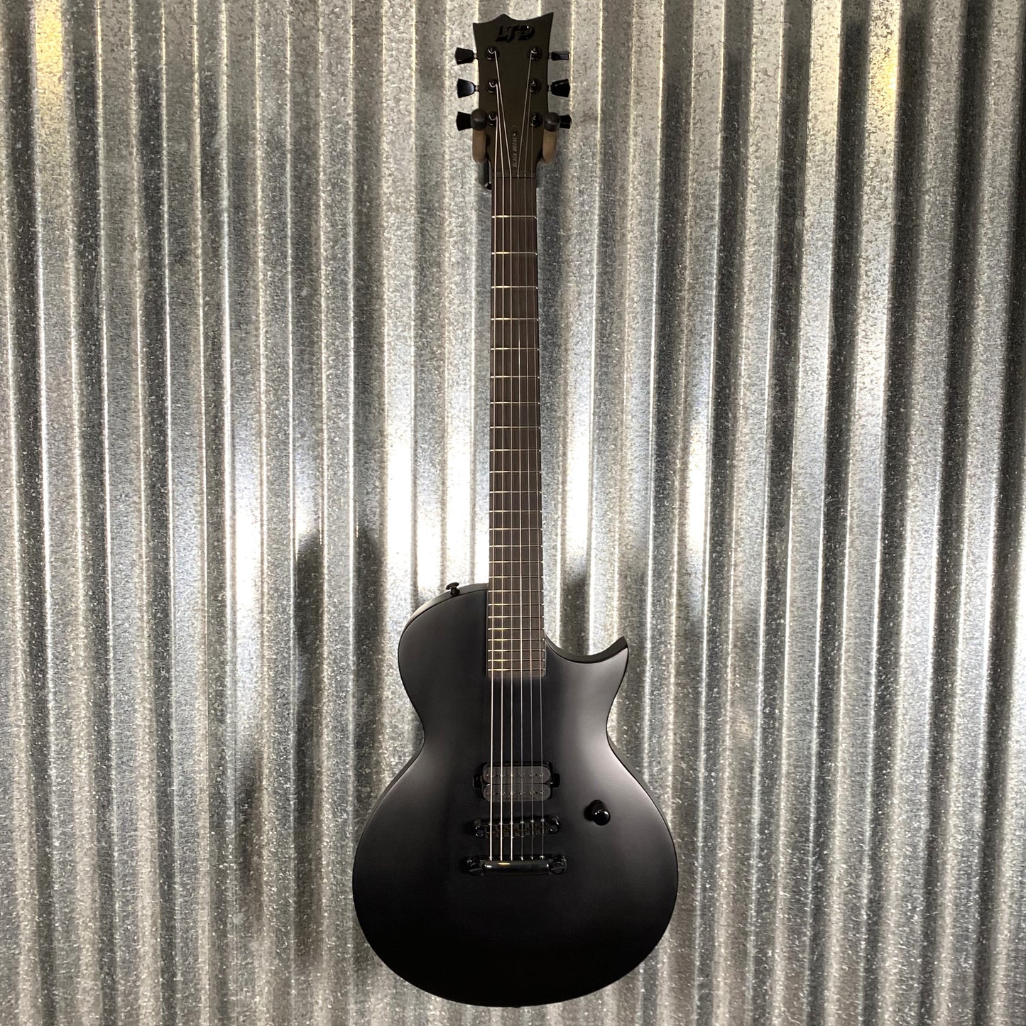 ESP LTD EC Black Metal Eclipse Seymour Duncan Black Satin Guitar LECBKMBLKS #1208 Used