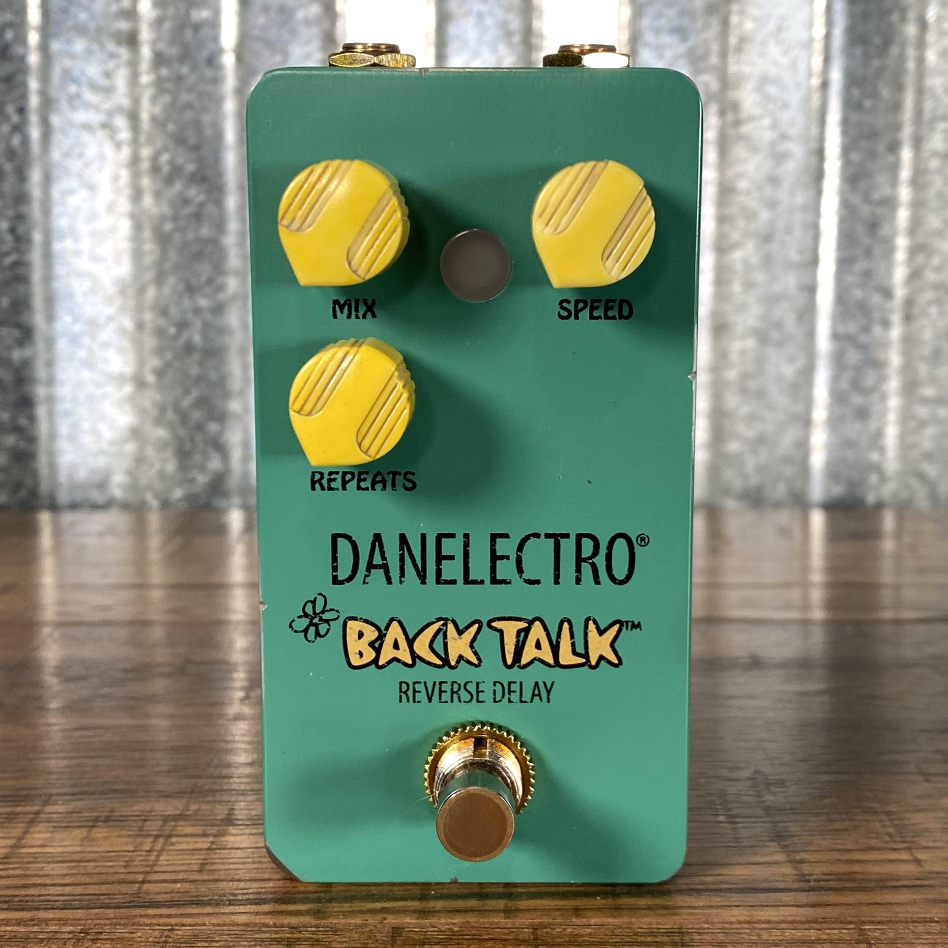 Danelectro BAC-1 Back Talk Reverse Delay Reissue Guitar Effect Pedal U –  Specialty Traders