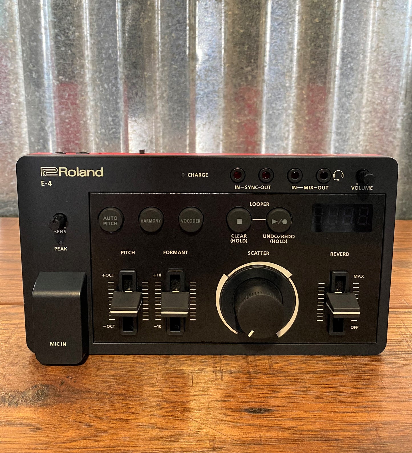 Roland E-4 AIRA Compact Voice Tweaker Vocal Looper Harmonizer Vocoder