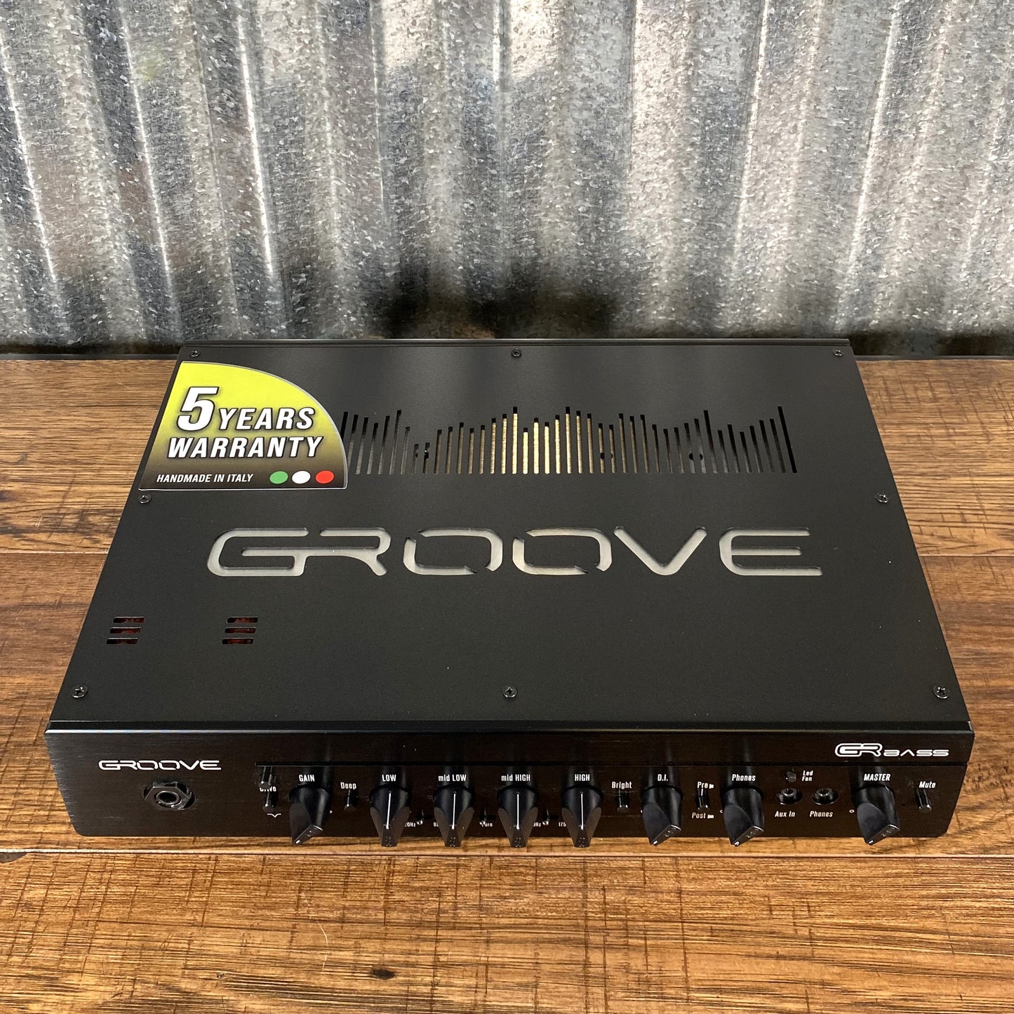 GR Bass Groove 800 Watt Tube Preamp Bass Amplifier Head