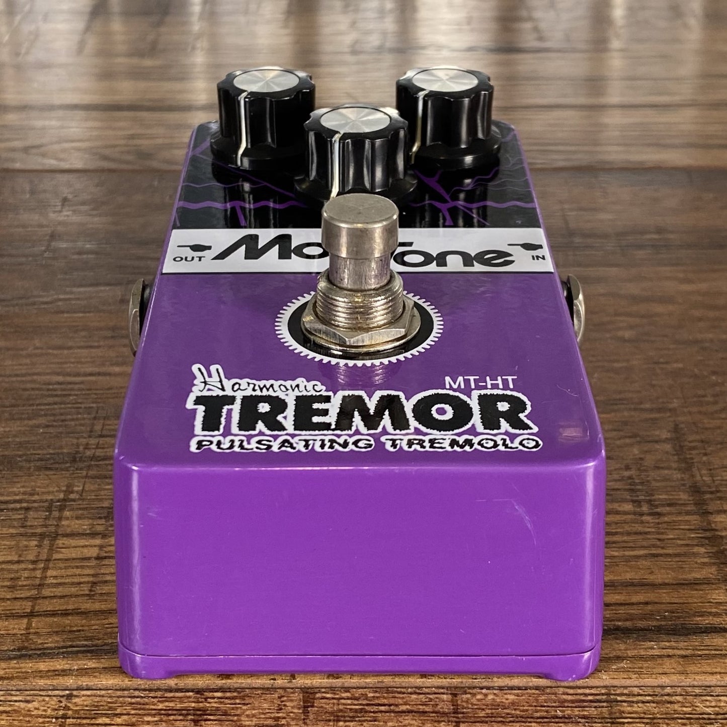 Modtone Harmonic MT-HR Tremor Pulsating Tremolo Guitar Effect Pedal Used