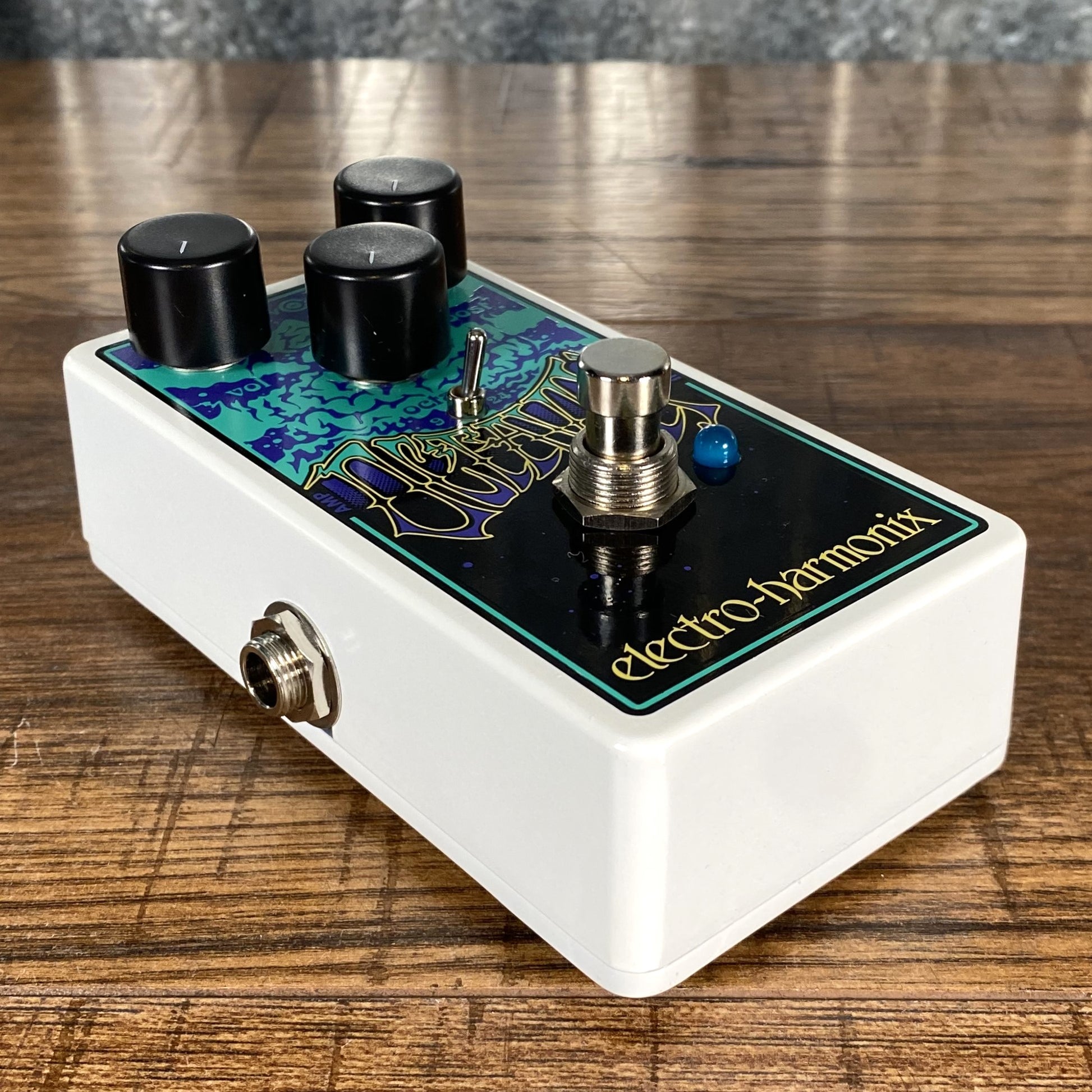 octave up guitar pedal Electro-Harmonix EHX Octavix Octave Up Fuzz Guitar Effect Pedal – Specialty Traders