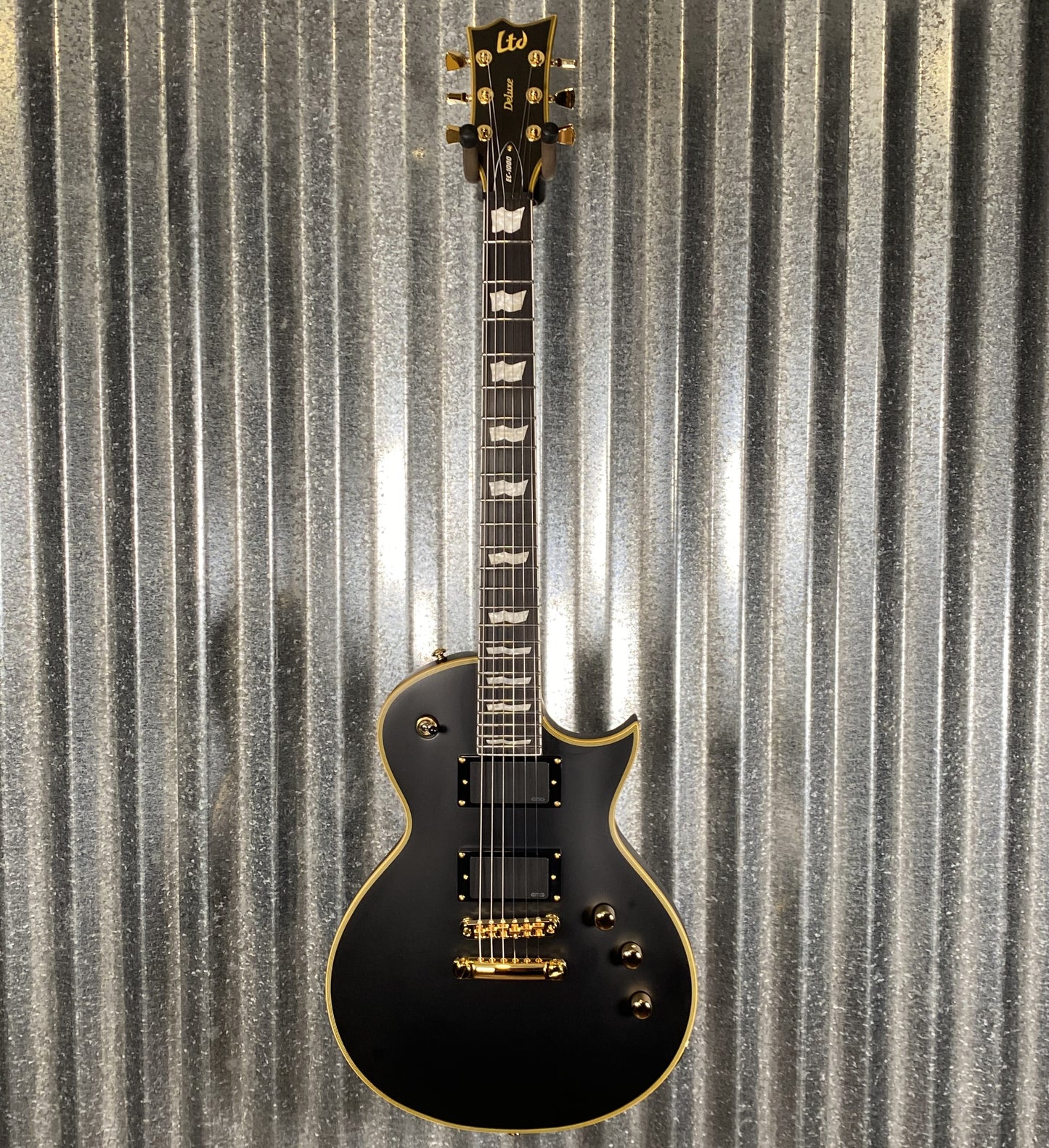 ESP LTD EC-1000 Eclipse EMG Vintage Black Guitar & Bag LEC1000VB #1452 Used
