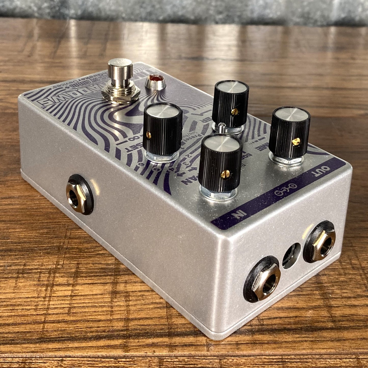 resonator effect pedal EarthQuaker Devices EQD Time Shadows V2 Subharmonic Delay Resonator Guitar Effect Pedal