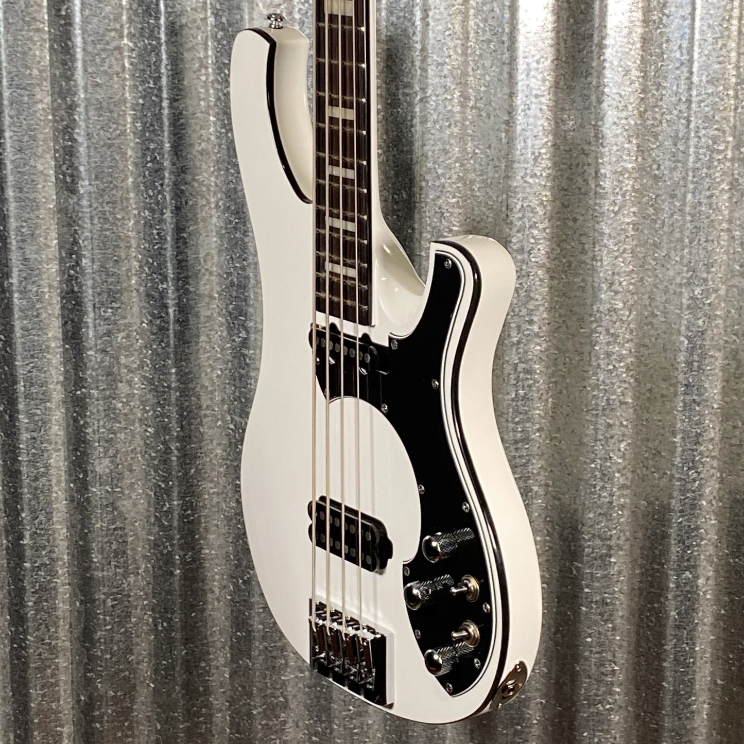 Schecter Stargazer 4 String Bass White #1378