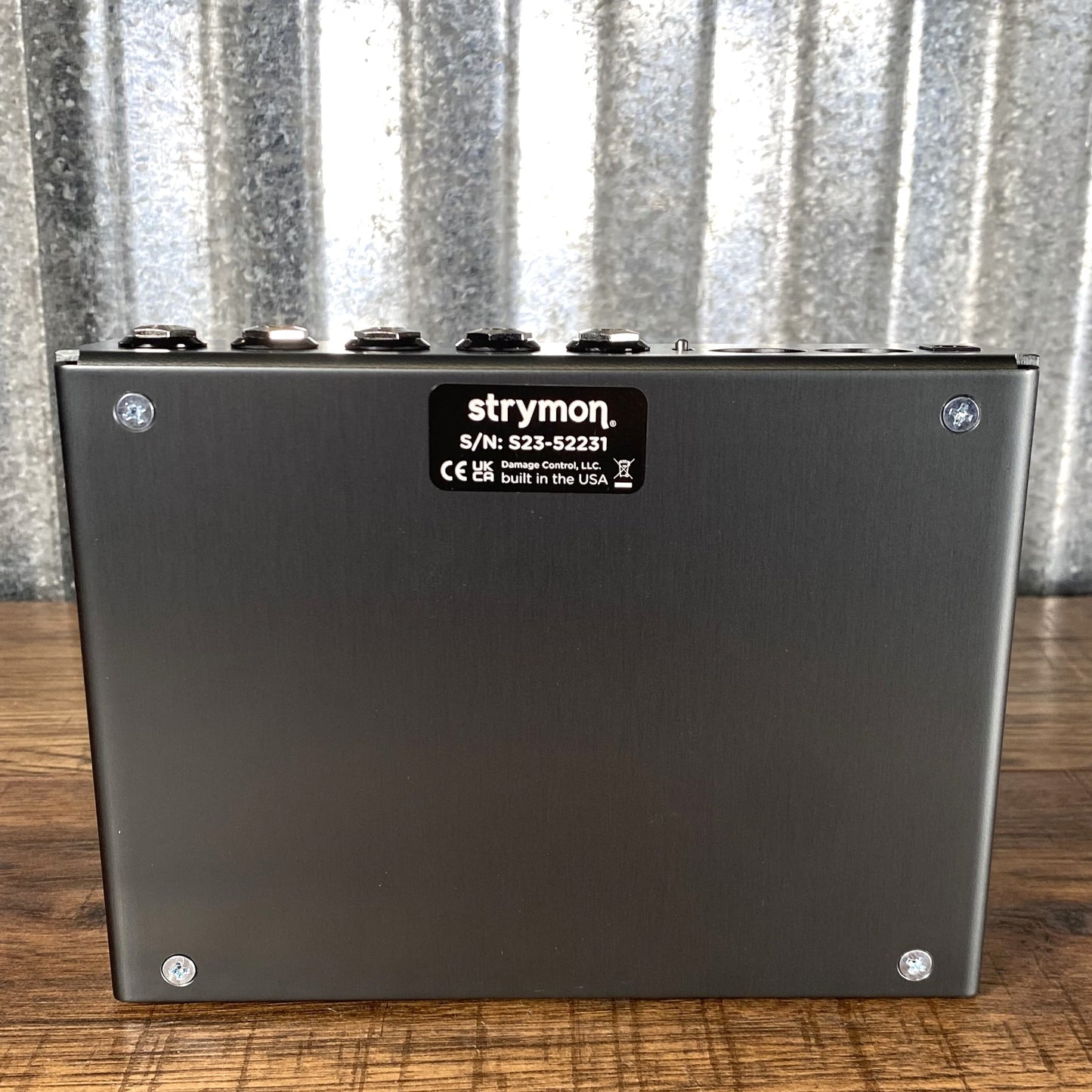 Strymon TimeLine Multi Delay Guitar Effect Pedal Demo