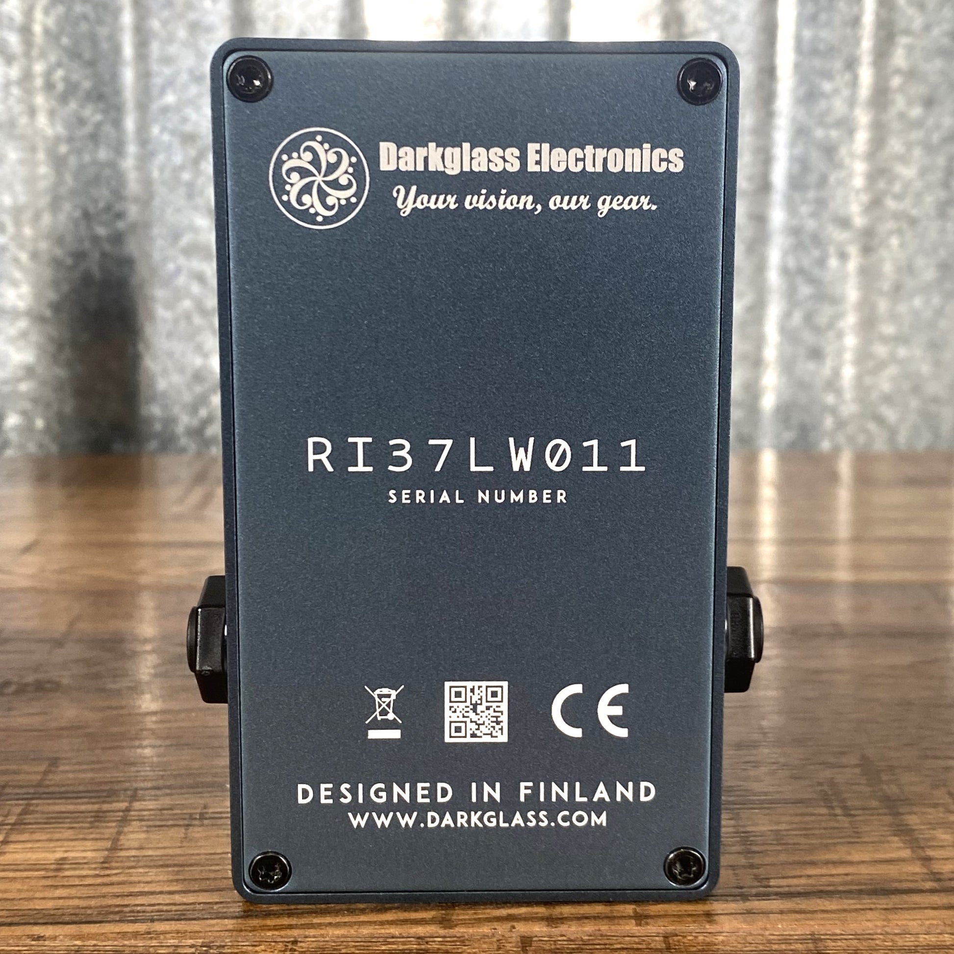 darkglass bass distortion pedal Darkglass Alpha Omega Omicron Distortion Bass Effect Pedal – Specialty Traders