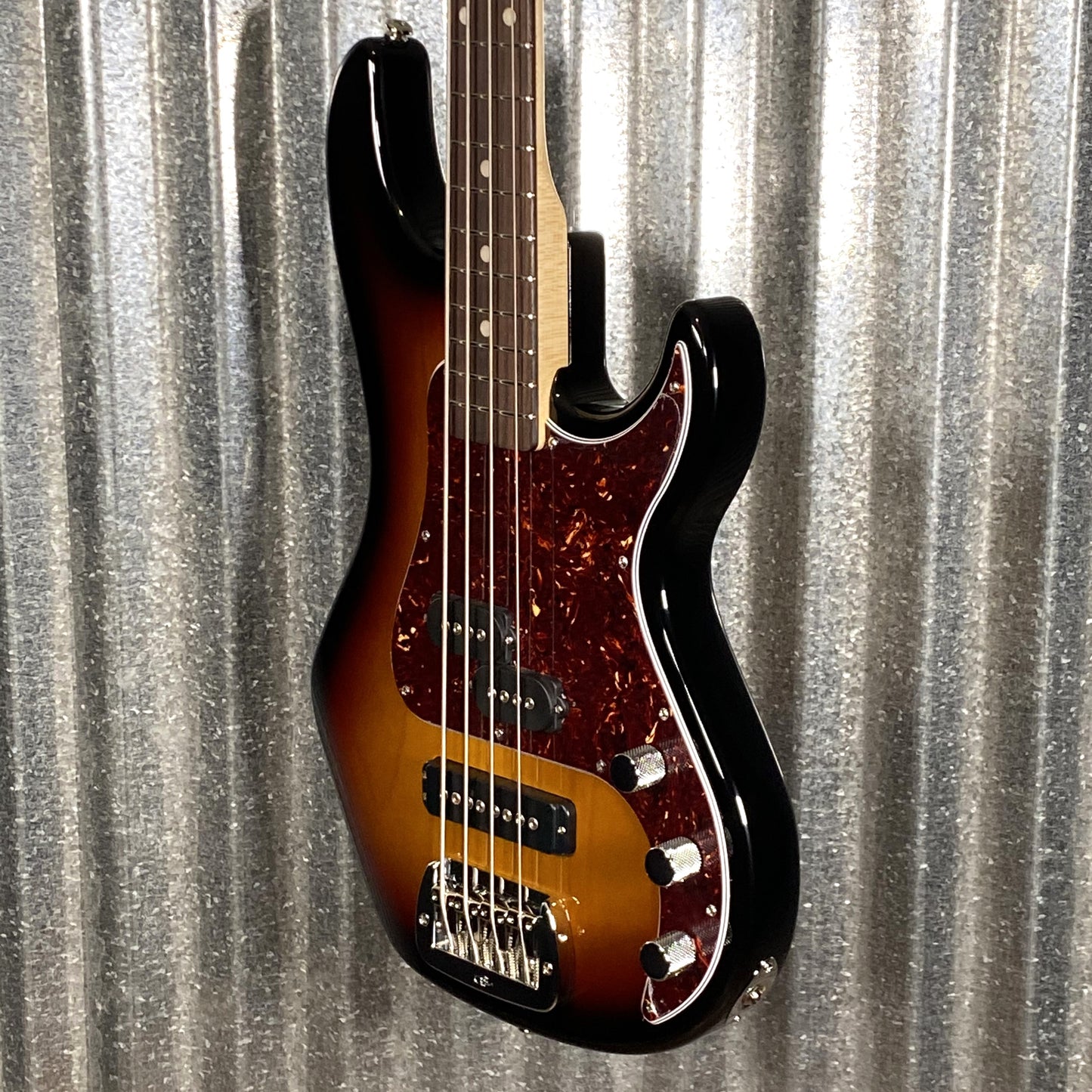 G&L USA Fullerton Deluxe SB-2 4 String Bass 3 Tone Sunburst & Bag SB2 #1066