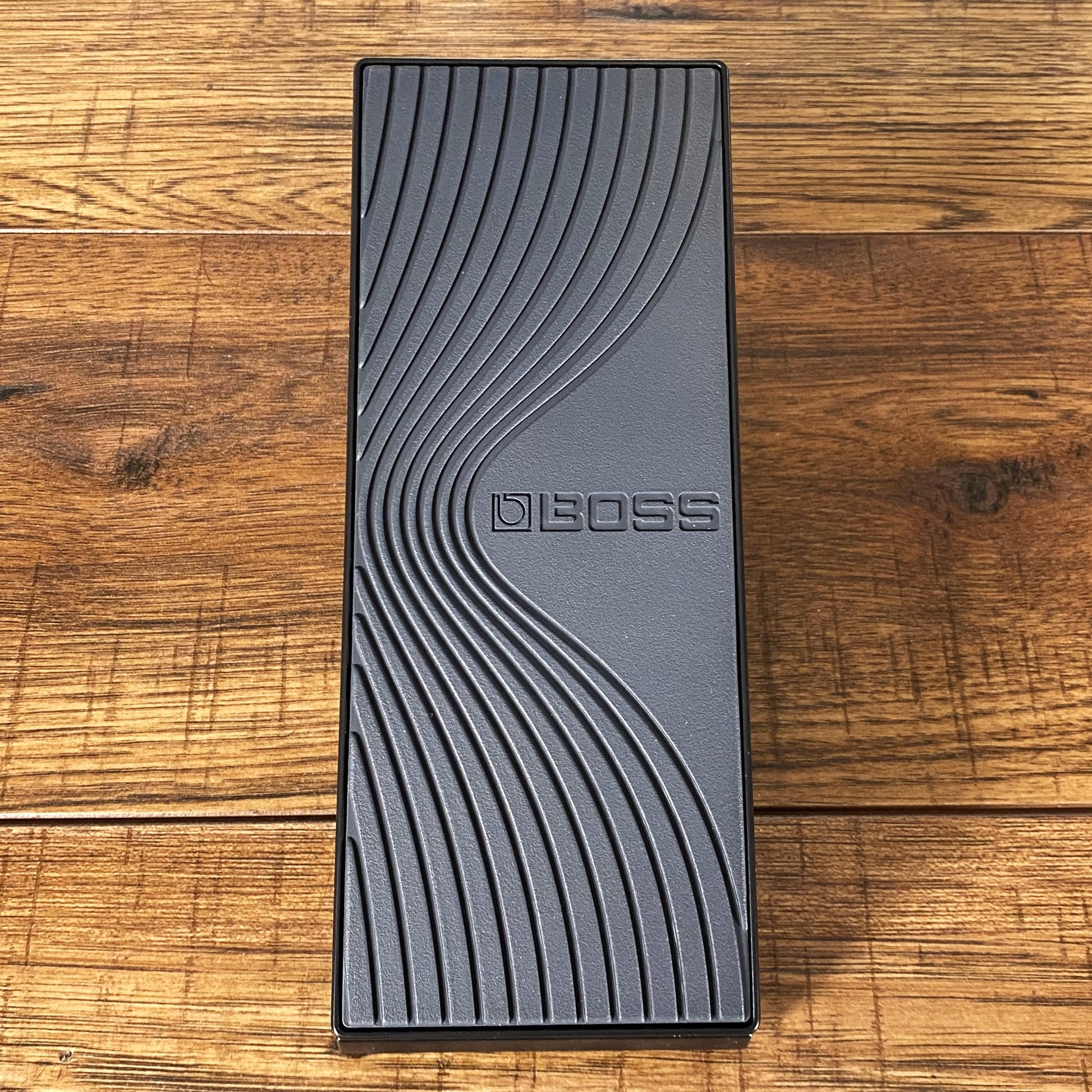 boss ev-1-wl wireless midi expression pedal Boss EV-1-WL Wireless MIDI Expression Pedal – Specialty Traders